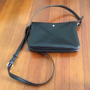 Black shoulder purse
